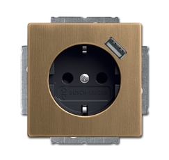 Розетка Schuko с устройством зарядным USB, 20 EUCBUSB-82-500, 16А, 700 мА, безвинтовые клеммы, защитные шторки | 2011-0-6246 | 2CKA002011A6246 | ABB