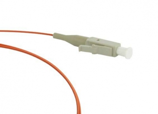Пигтейл FPT-B9-62-LC/PR-1M-LSZH-OR волоконно-оптический MM 62.5/125, LC, 1 м, LSZH | 46627 | Hyperline