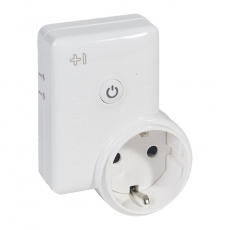 MyHome Play Zigbee. Активатор-диммер радиоуправляемый, розетка 2К+З, 10А | 088334 | Legrand