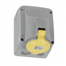 Розетка накладная - P17 Tempra Pro - IP 44 - 100/130 В~ - 32 A - 2К+З | 555251 | Legrand