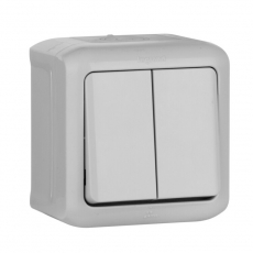 Quteo Серый Переключатель 2-клавишный IP44 10А | 782331 | Legrand