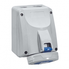 Розетка накладная - P17 Tempra Pro - IP 66/67 - 200/250 В~ - 16 A - 3К+З | 555355 | Legrand