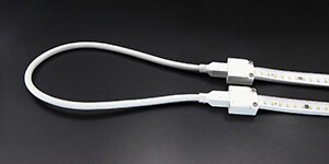 Соединитель с проводом для ленты AC230V IP20 (упаковка 10 шт) | V4-R0-00.0047.STR-0001 | VARTON